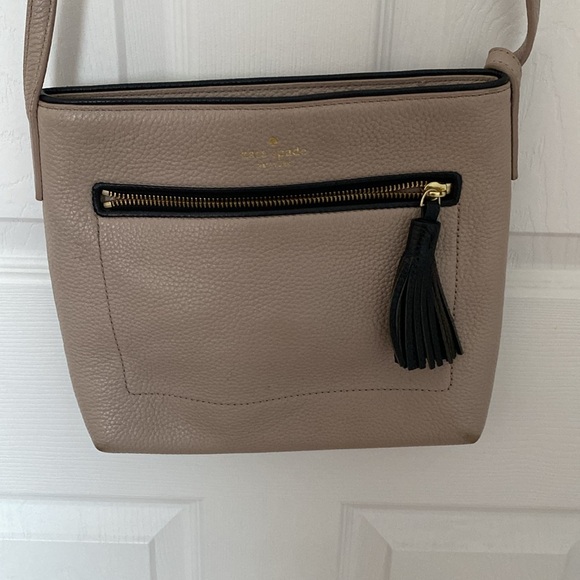 Kate Spade used purse - Picture 2 of 9